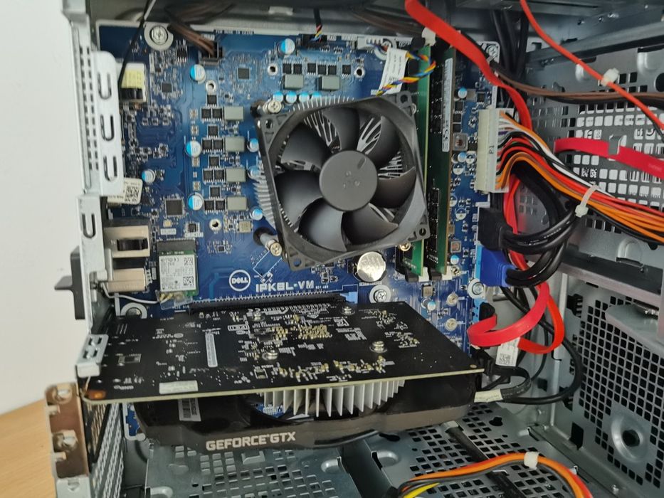 PC Gaming de buget Dell XPS 8910
