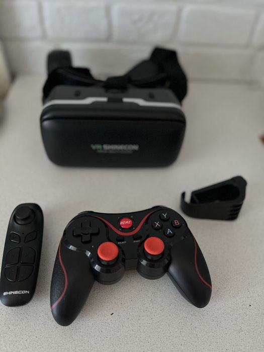 Продам VR очки (очки виртуальной реальности)