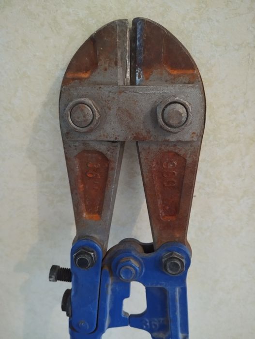 Болторез б/у 10000 тенге