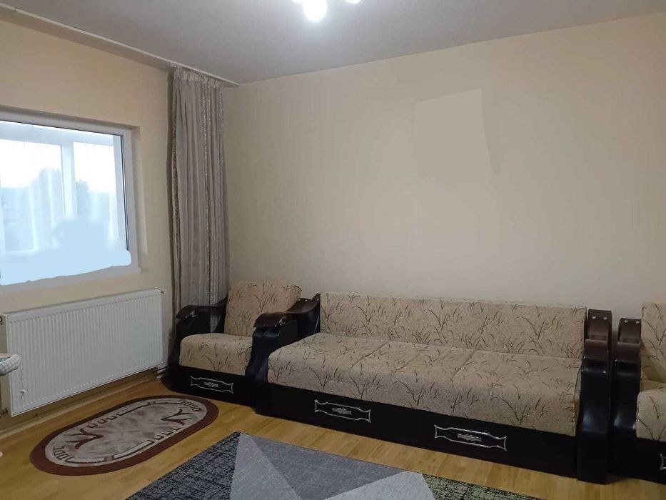 De vânzare APARTAMENT 4 camere în Târgoviște.