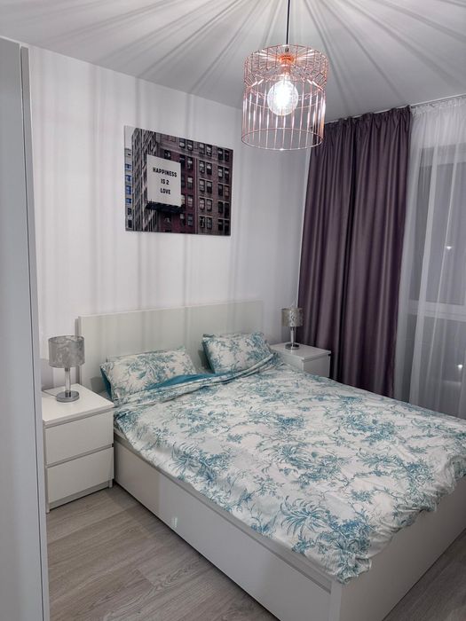 Inchiriez apartament