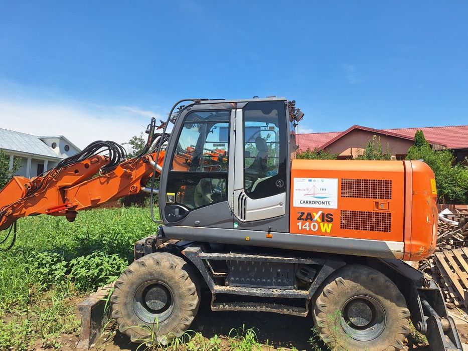 Firma de construcții oferă spre vânzare  utilaje in stare foarte bună  de funcționare!