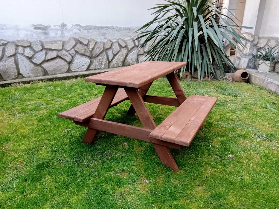 Масичка с пейки детска, градинска.