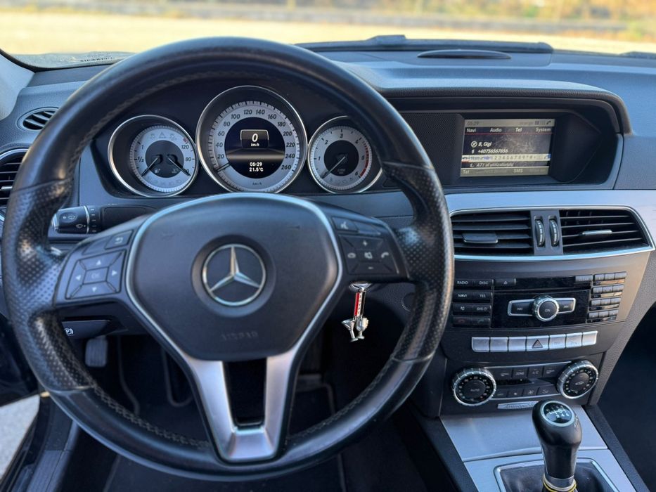 Vand ! Schimb cu Duster 4x4sau  Atv can-am Mercedes-Benz C-Class 220