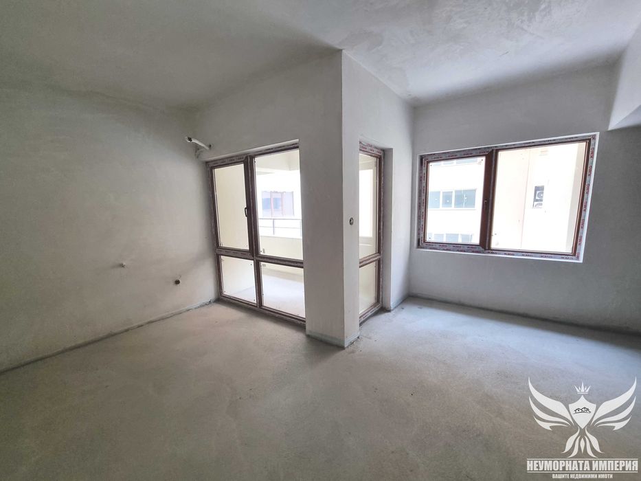 Топ център - модерен, двустаен 102кв.м. 5ет. в гр.Асеновград