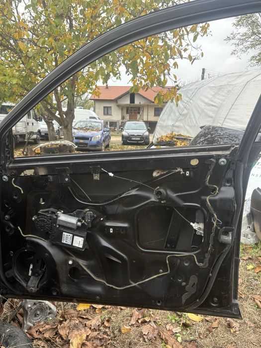 Врата - предна/ задна - лява / дясна за Ауди А4 Б7 / audi a4 b7