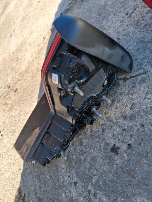 Stopuri / Triple  led Audi A4 B9 Break / Avant :  2016-2020