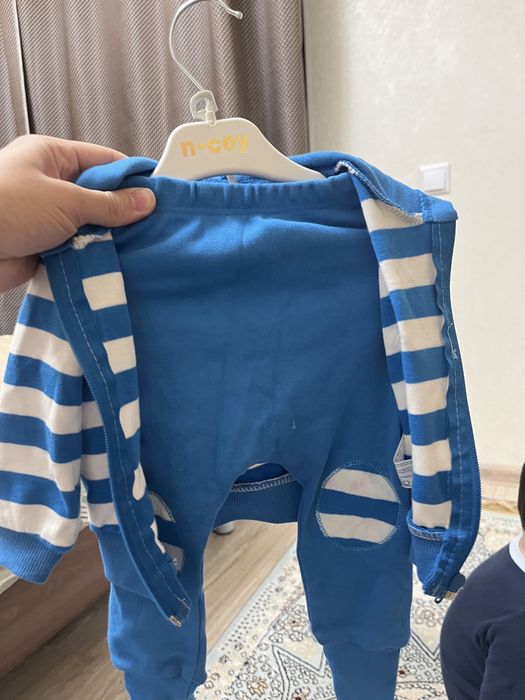 Продам детские вещи