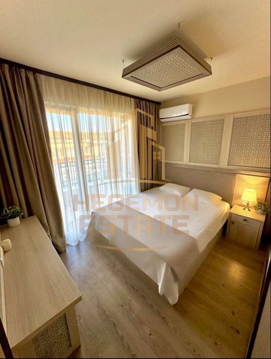 Продава се Двустаен апартамент в к.к. Златни пясъци - 54 кв.м за 1917 €/кв.м - Снимка #1