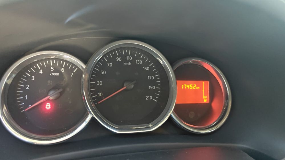 Dacia Sandero 1.2 Benzină, 2016, 17.000 km REALI – avariată, ideală pentru reparație sau dezmembrări