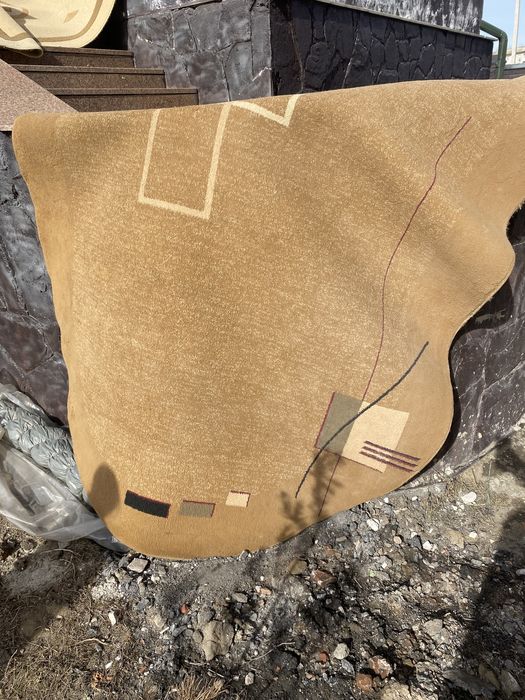 Продам ковер 2*4