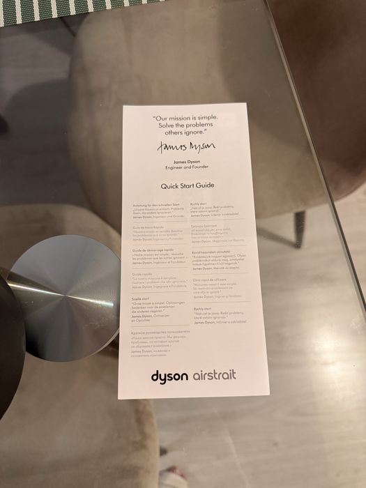 Dyson Airstrait HT01