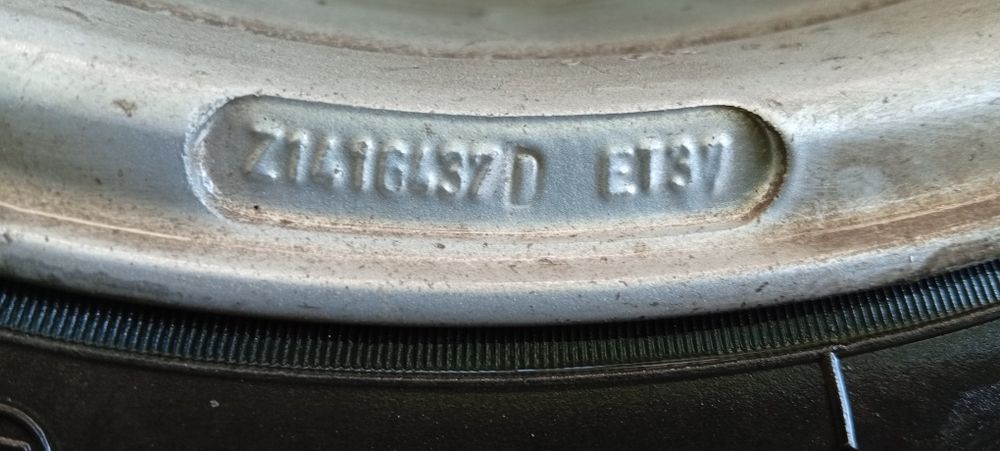 Джанти за лек автомобил.