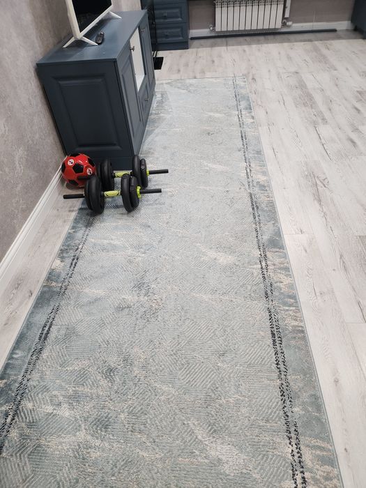 Продам   И коврики