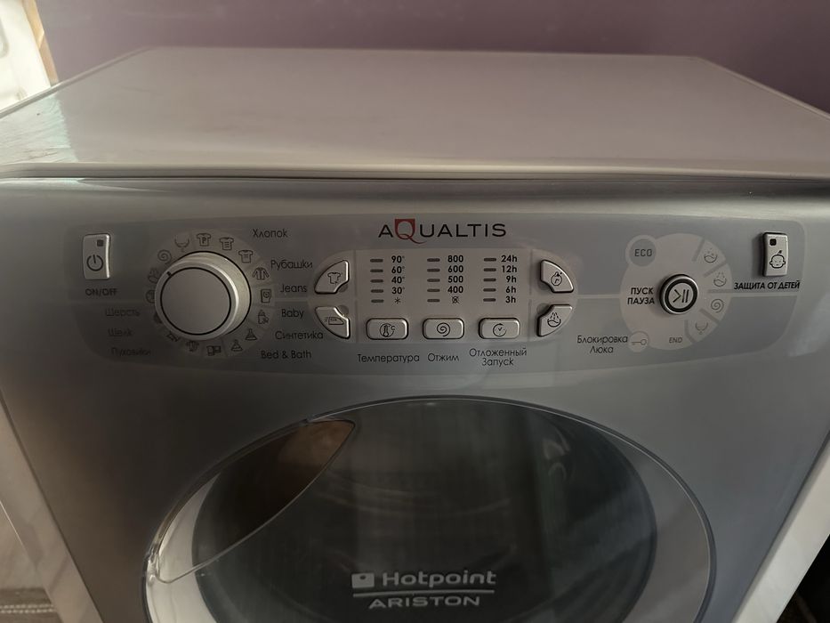 Машина стиральная  Hotpoint Ariston