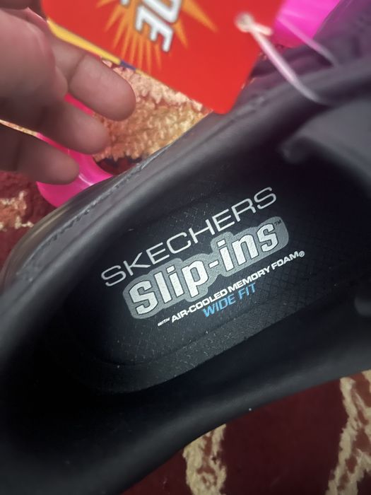 Новые кроссовки Skechers Slip-ins оригинал
