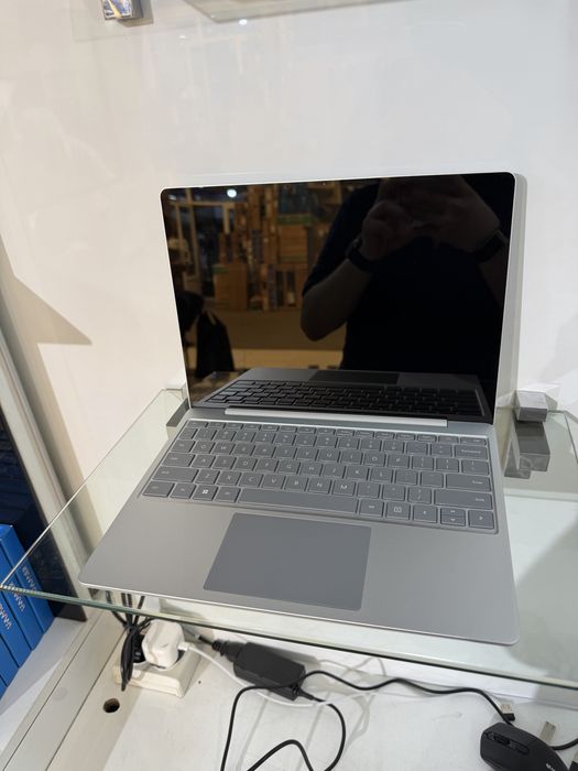 Microsoft surfacee notebook