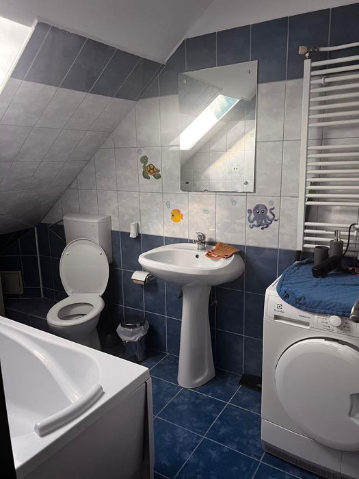 Inchiriez apartament 4 camere