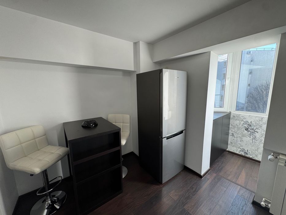 Garsonieră B-dul Decebal, Metrou Piata Muncii