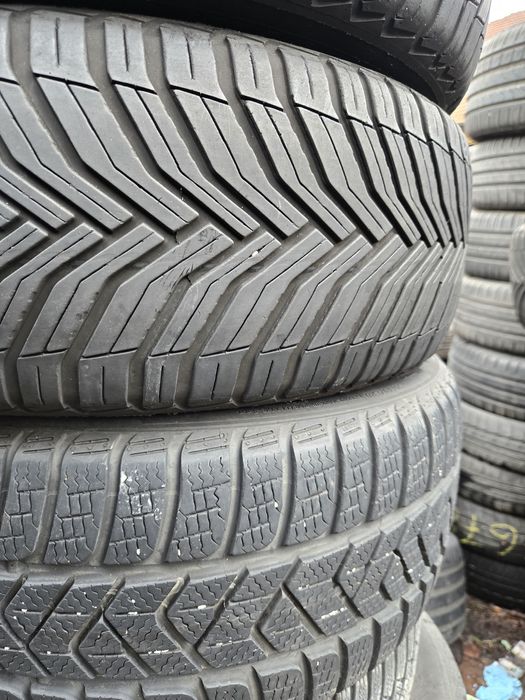 2бр. 205 50 17 Michelin всесезонни.