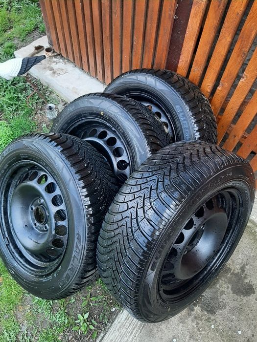 Vând Roți jante oțel  R16