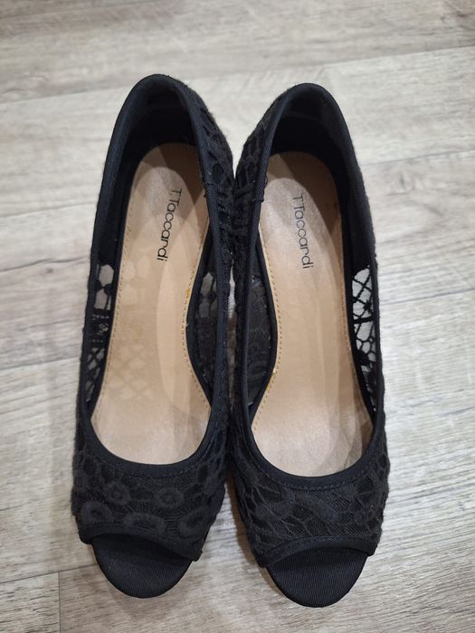 Продам туфли новые 38 р