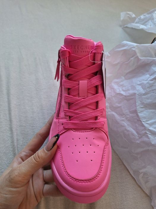 Оригинални нови високи детски кецове Skechers размер 31