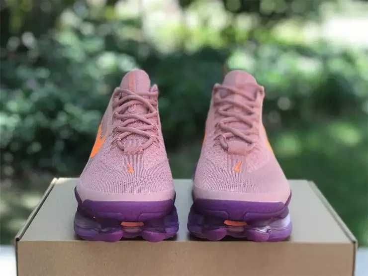 НАЛИЧНИ! Дамски Маратонки Nike Air Max Scorpion Flyknit Stardust