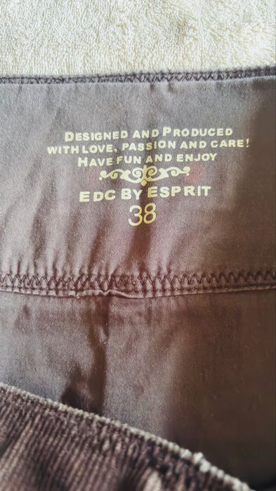 Fustă maro din catifea reiată, de la EDC by Esprit, mărimea 38