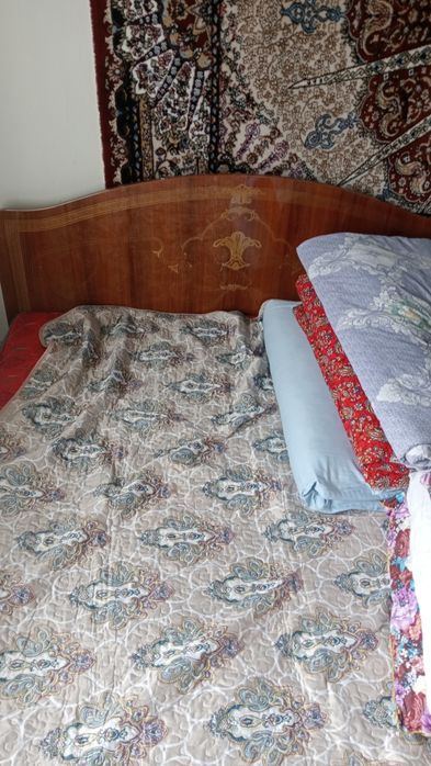 Шкав спални екі тумбасымен сатылады