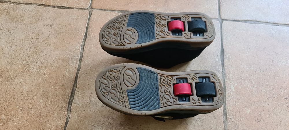 Pantofi cu role HEELYS X2, măsură 34,usurq minima,, negociabil