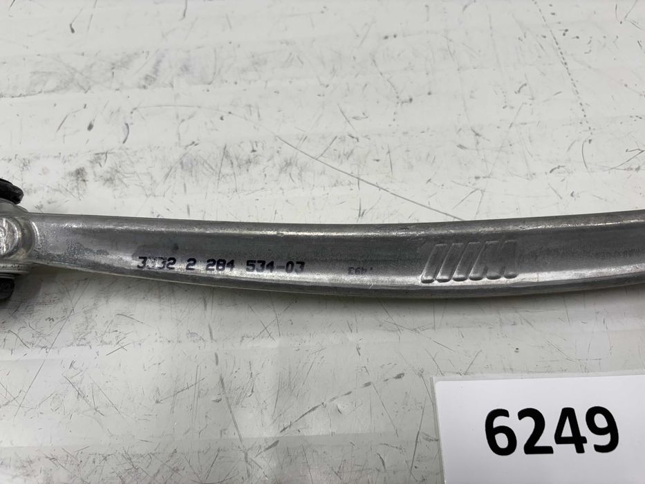 Заден ляв долен носач / Заден десен долен носач БМВ М2 М3 М4