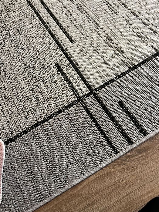 Килим от лен - черен и сив