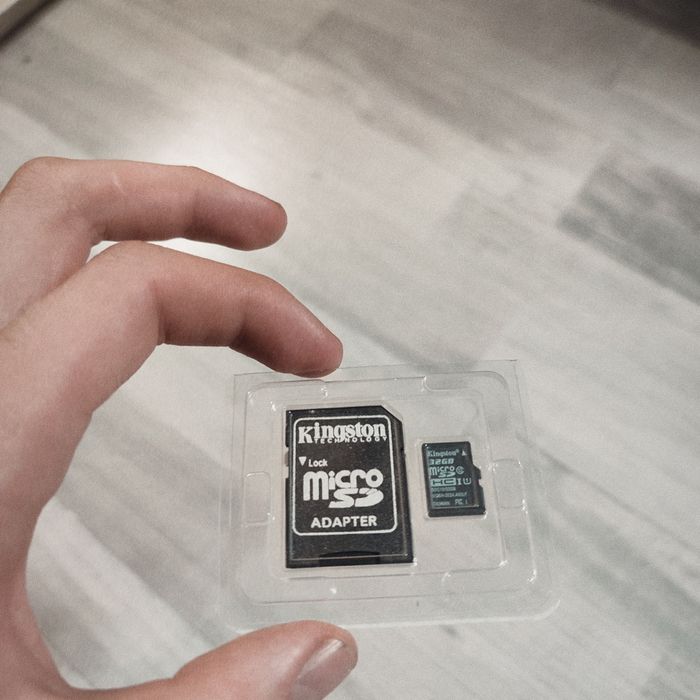 Памятник, память 32гб