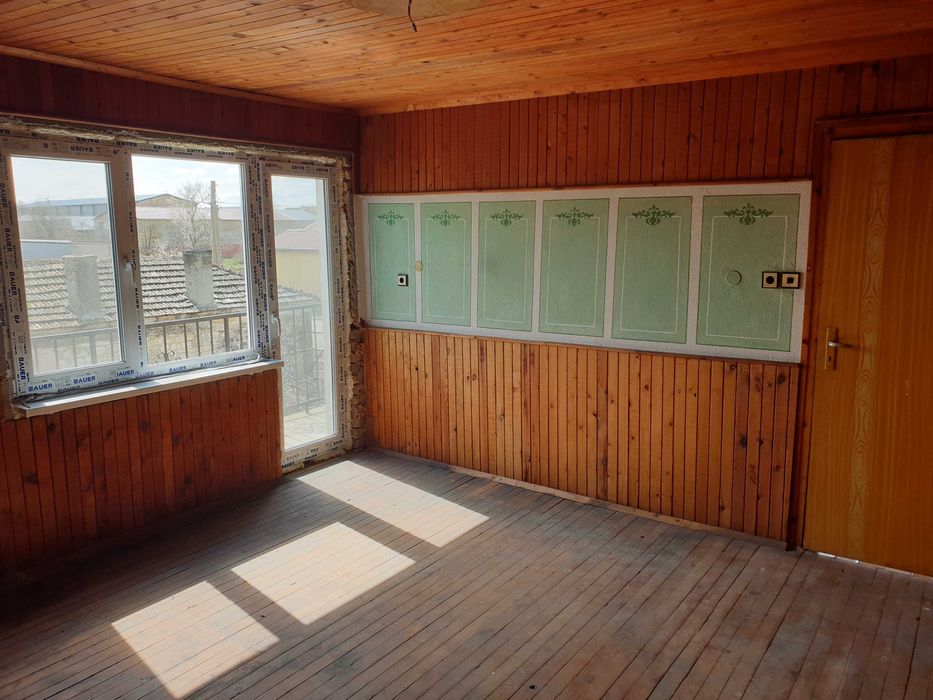 Продава се Къща в с. Генерал Киселово, Област Варна - 547 кв.м за 604 €/кв.м - Снимка #23