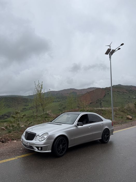 Mercedes-benz w211 5 L M113
