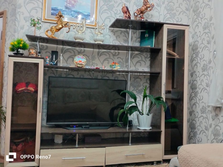 Прихожка, подставка для телевизора