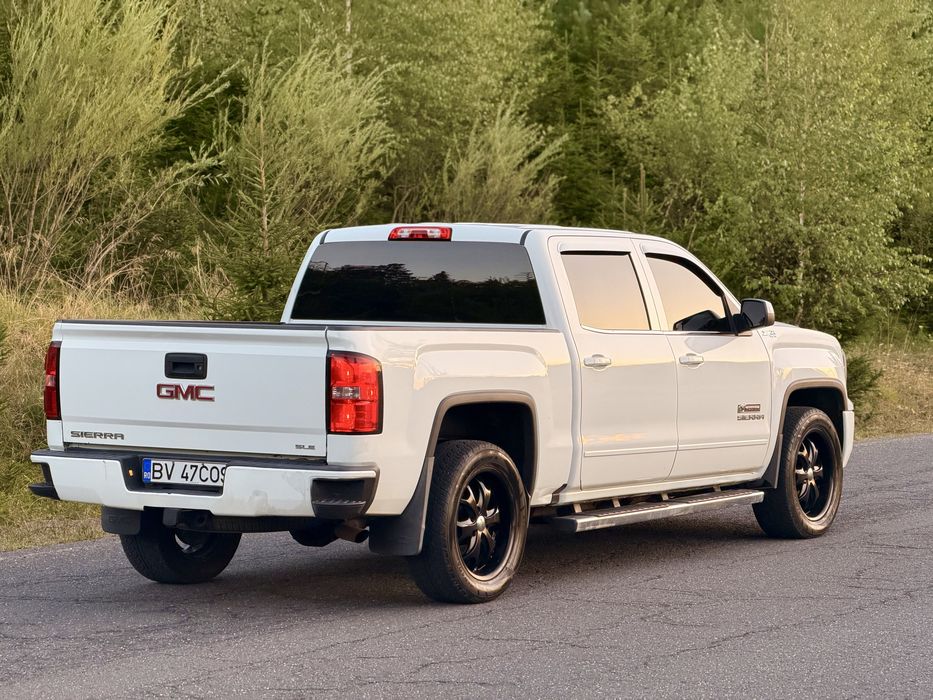 GMC Sierra 5.3 L Autoutilitara 4x4 Automat Inmatriculata Ro
