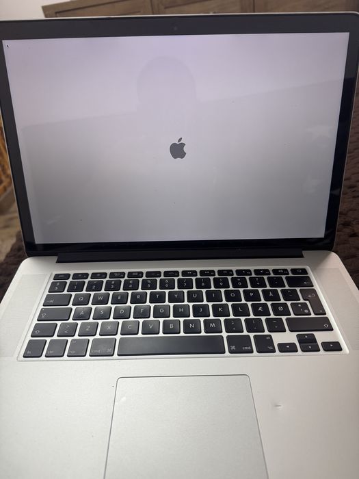 Vand MacBook Pro