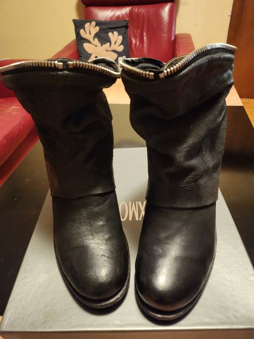 Черни боти от естествена кожа