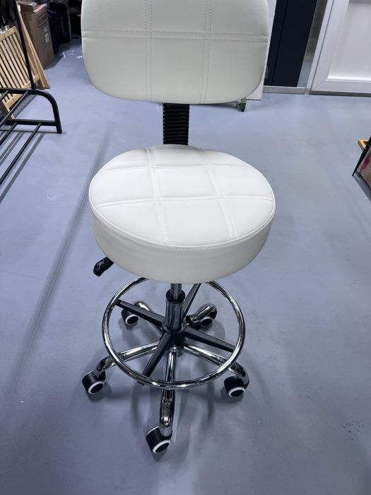 Scaun cu spătar, înălțime reglabilă, 53-68 cm, de salon, cabinet. PU