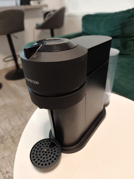 Espressor Vertuo Next C Negru Mat