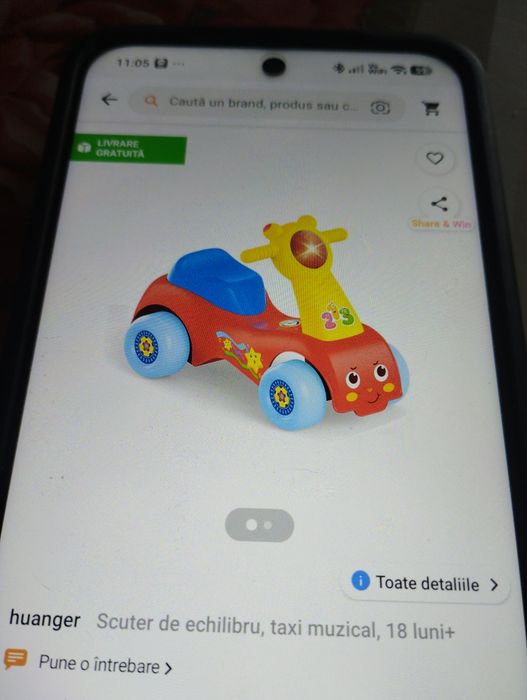 Vând scuter de echilibru ,taxi muzical,18 luni+