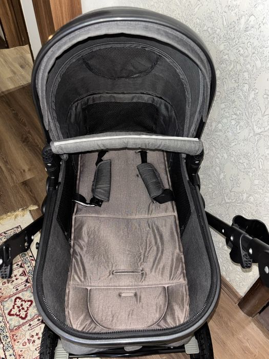 Продаю десткую коляску