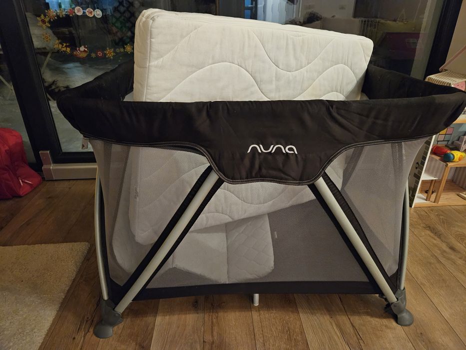 Patut Nuna pliabil + saltea cocos