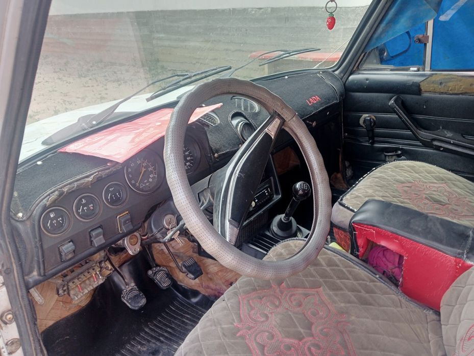 Продам жигули 1993 года