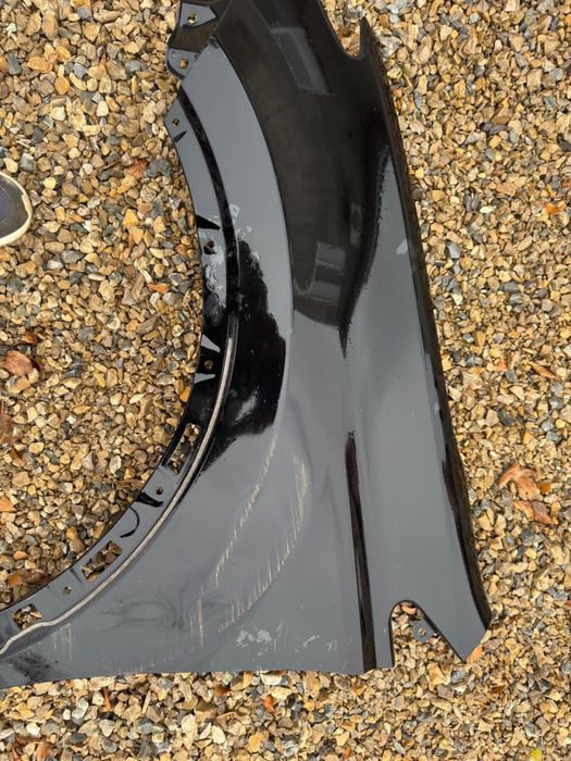 Продам крыло на  рав 4.