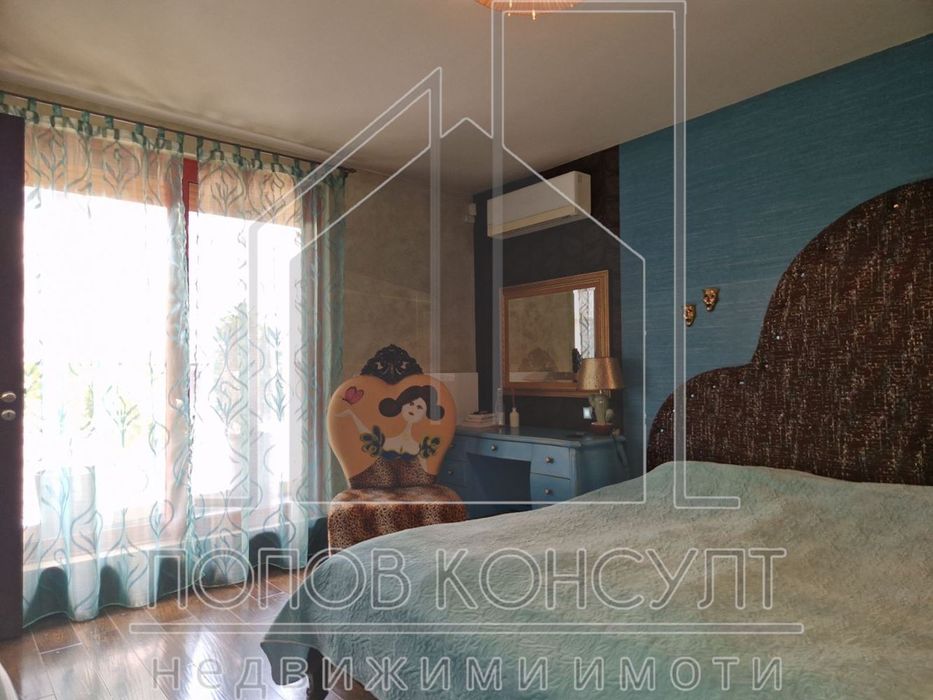 Продава се Тристаен апартамент в Пловдив, Кършияка - 177 кв.м за 1978 €/кв.м - Снимка #6