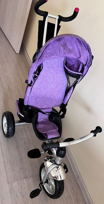 Срочно продам трёхколёсный велосипед.