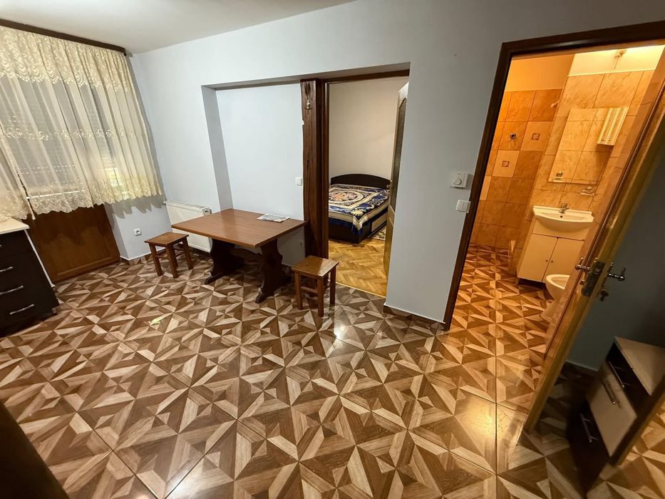 Ofer spre închiriere Apartament / Studio Ultracentral